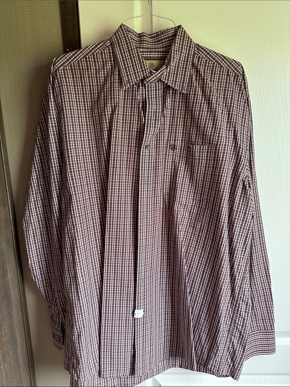 Wrangler Men's Plaid Button-Up Shirt in Burgundy and White